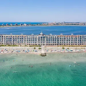 https://gardenia-beach-palace-aparthotel.primorskohotels.com